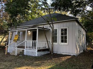 505 E French St, Cuero, TX 77954