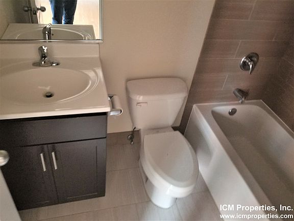 4th image of 4651 N Wolcott Ave #18272
