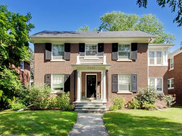 2237 Wesley Ave, Evanston, IL 60201