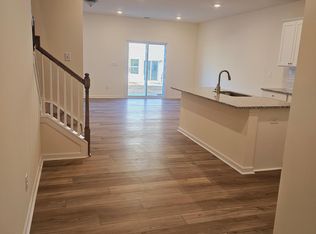 7131 Bentz St, Charlotte, NC 28269