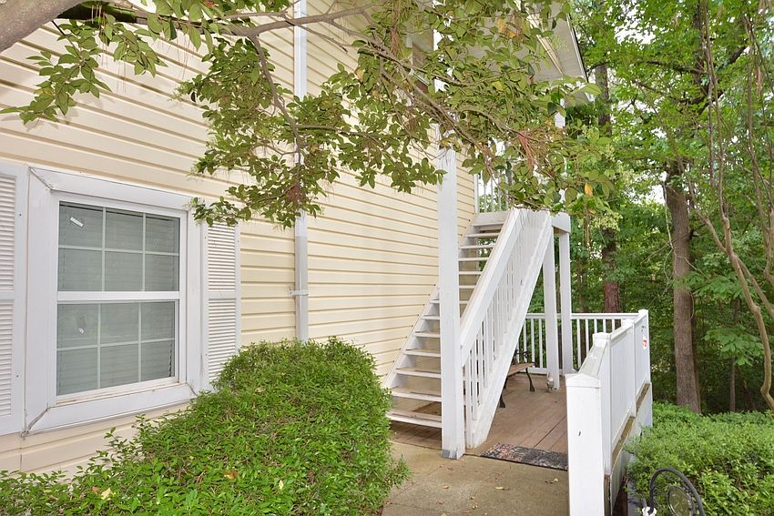1st image of 1624 Alexandria Ct SE