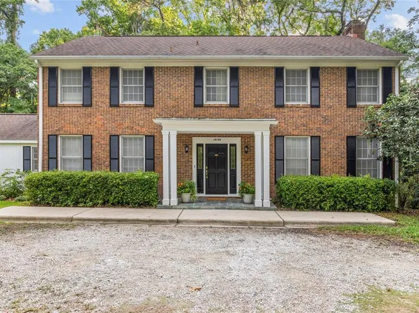 1030 NW 16th St, Gainesville, FL 32605