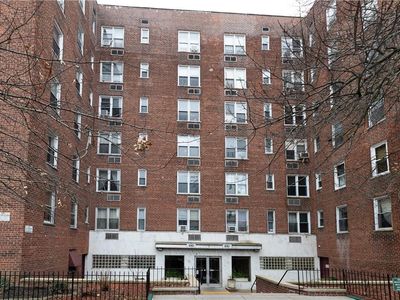 610 Waring Avenue #2S, Bronx, NY, 10467