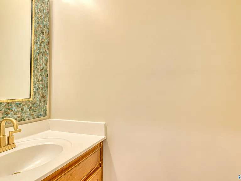 105 Brac Cir SW — Photo 12