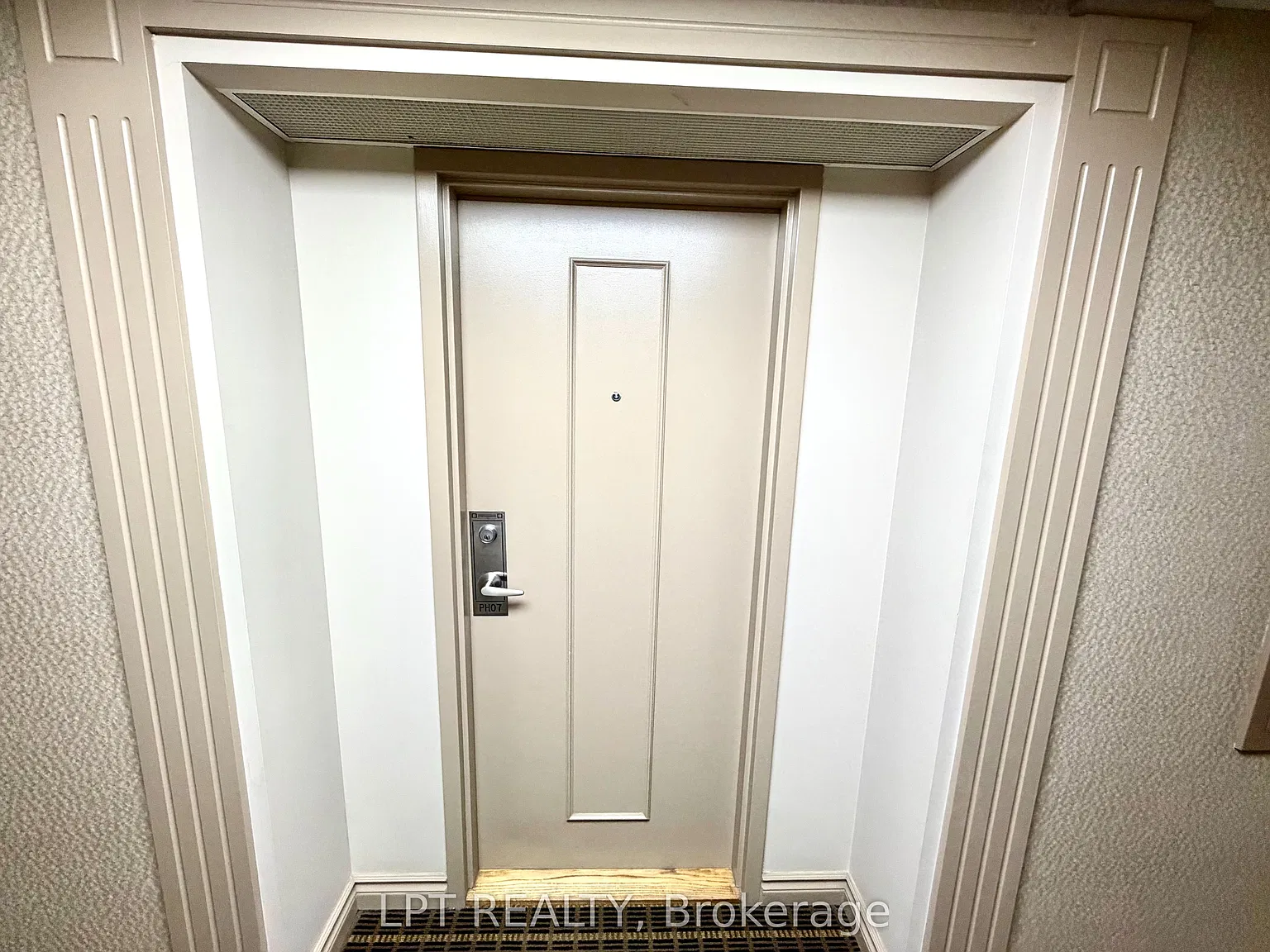 2 bed, $2,400 — Photo 2
