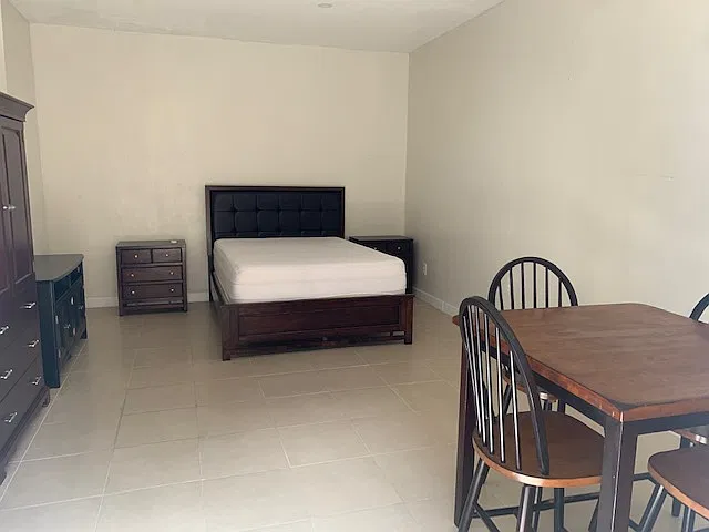 SW 161st Pl