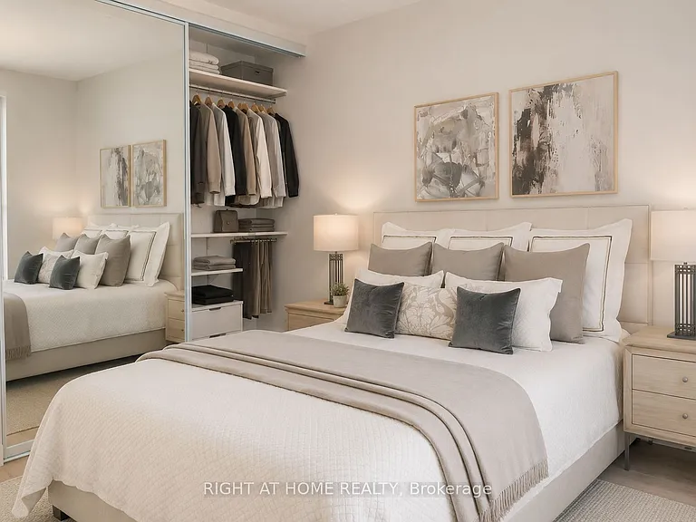 830 Lawrence Ave W #306 — Photo 5