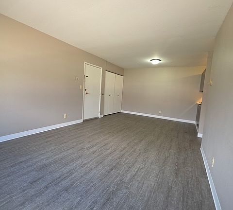 3rd image of 1612 8th St N #68