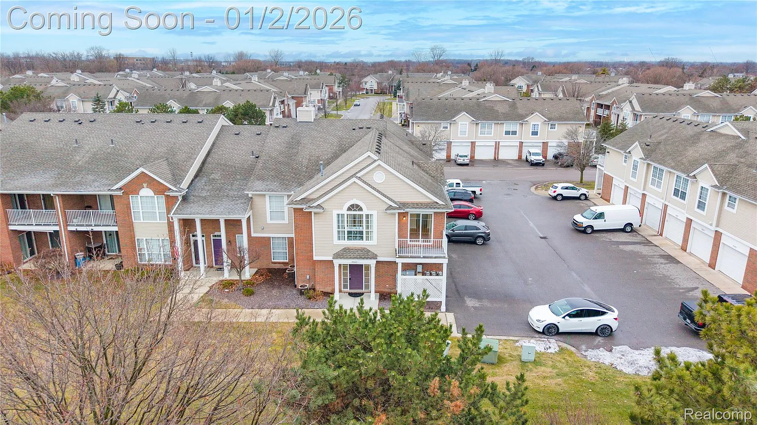 45640 Warwick Dr photo 1