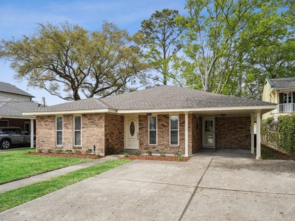 336 Colonial Club Dr, Harahan, LA 70123