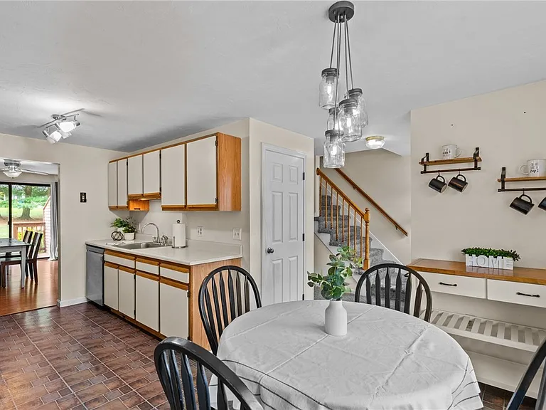 200 Heroux Blvd #1607 — Photo 8