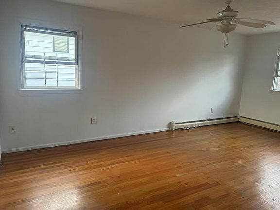 2nd image of 76 Bedford Ave Floor 2