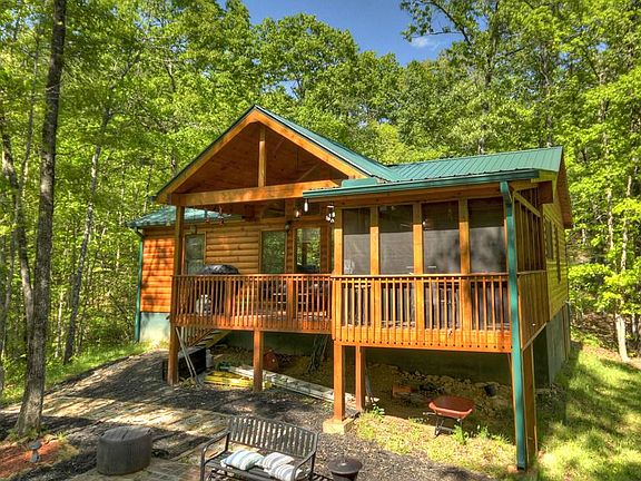 3rd image of 233 Nantahala Dr