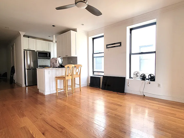 500 Cathedral Pkwy #3C — Photo 1