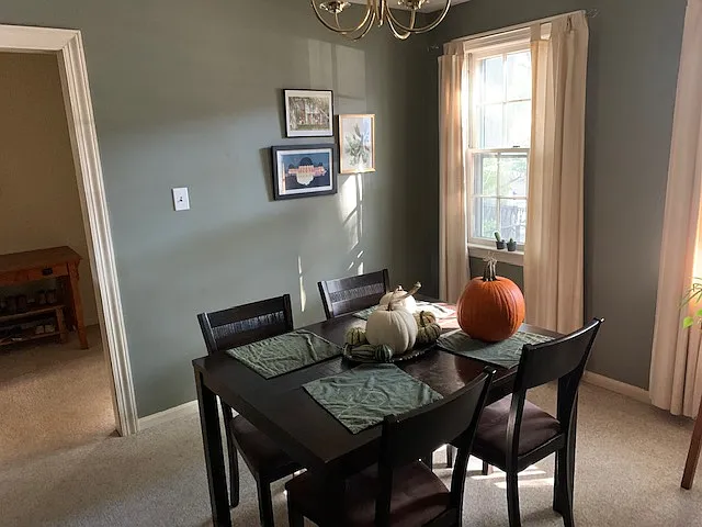 1 bed, 750 sqft, $1,200 — Photo 2