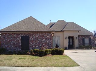 210 Shay Dr, Houma, LA 70360