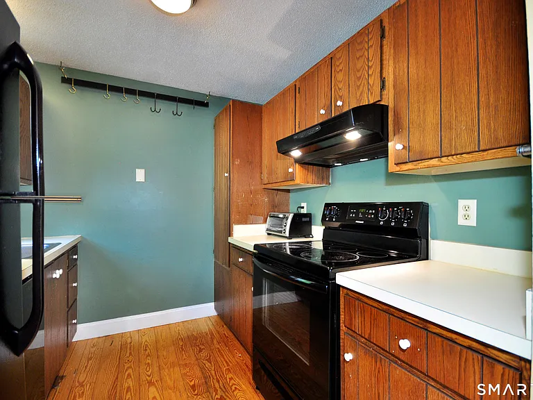 349 Allen Rd #10A — Photo 14