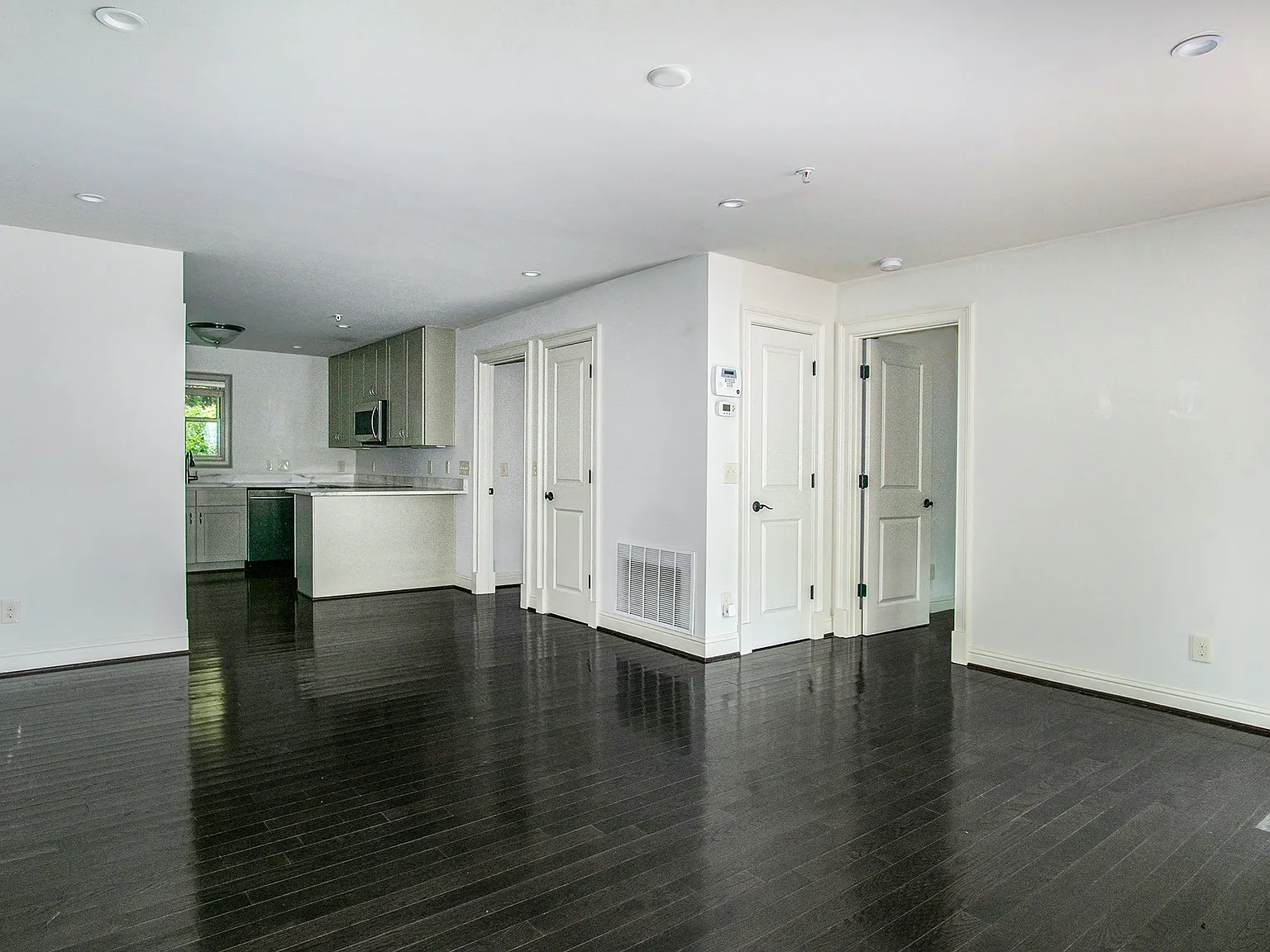 Ivory House — photo 20