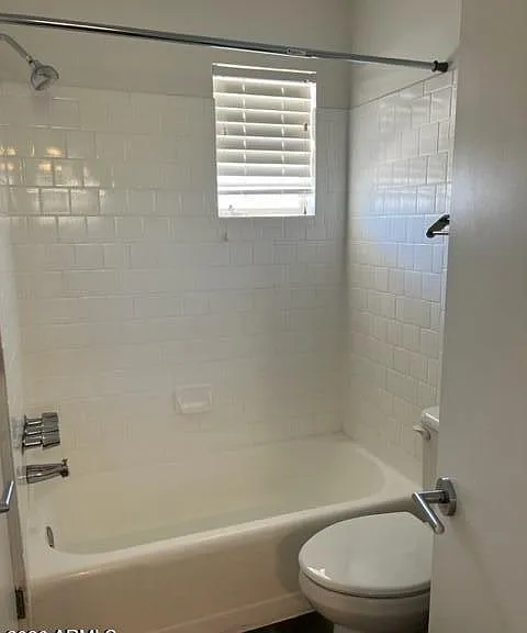 746 W Turney Ave #8 — Photo 9