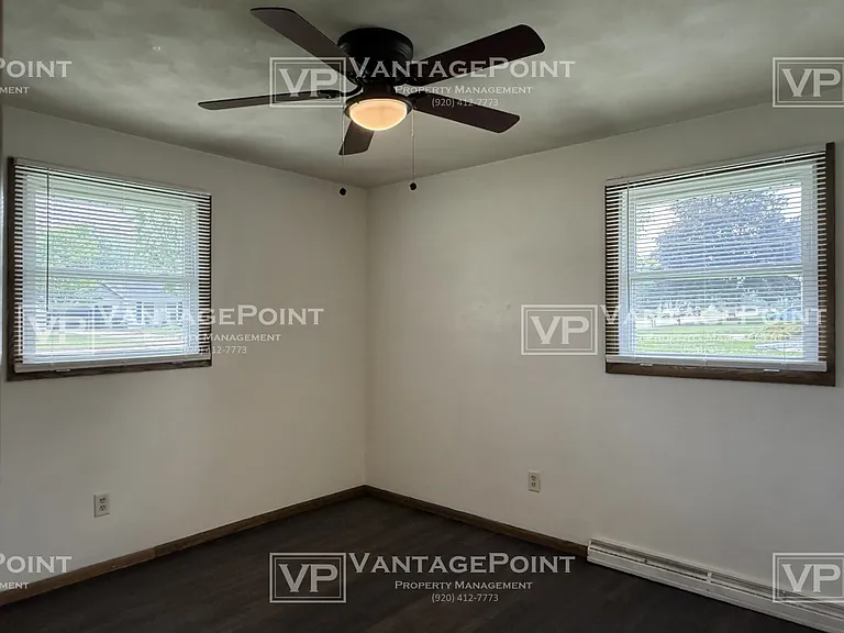 827 Glenpark Dr — Photo 11