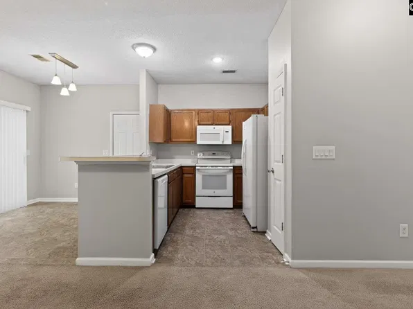 129 Pond Oak Ln, Columbia, SC 29212