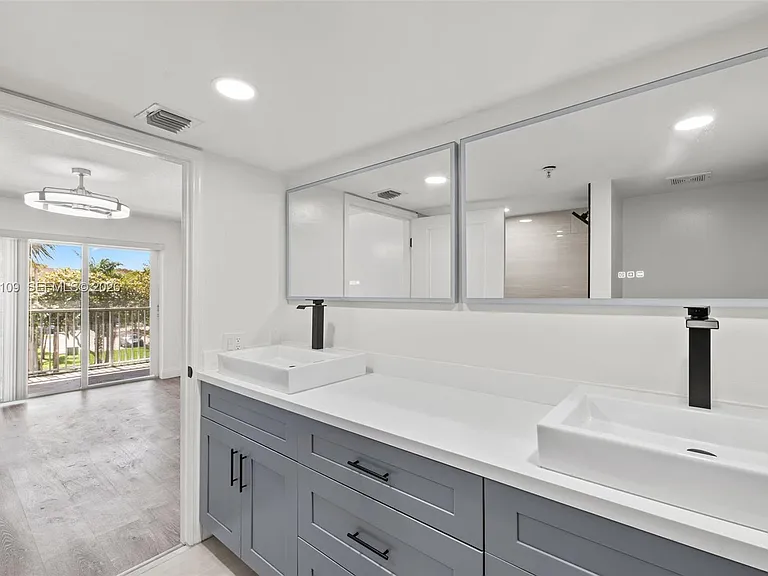 470 S Park Rd #7307 — Photo 3