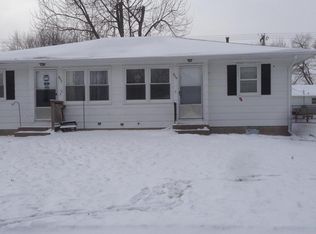424 N 7th St, Eldridge, IA