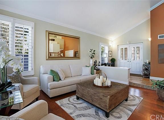 3rd image of 4301 San Viscaya Cir