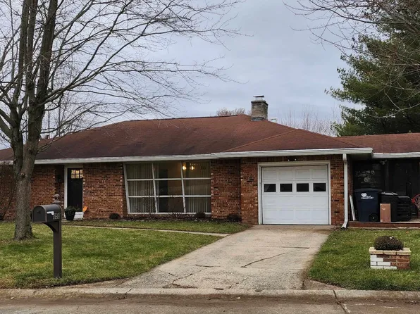 358 Primrose Ln, Frankfort, IN 46041