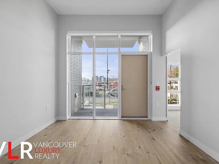 3430 E Kent Ave #112 — Photo 7