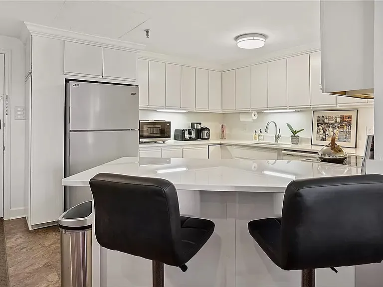 1 Marina Dr #204A — Photo 13