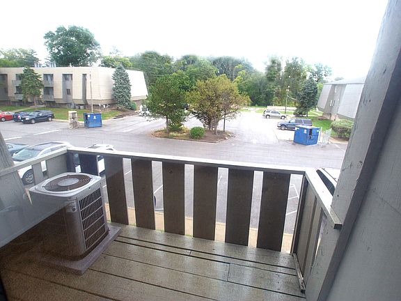 Balcony Deck off Living rm 