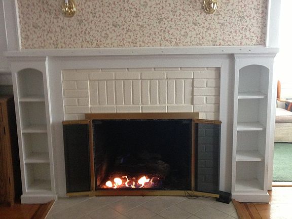 3rd image of 70 W Elder Ave