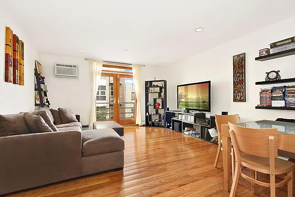 Rented by Corcoran | media 24