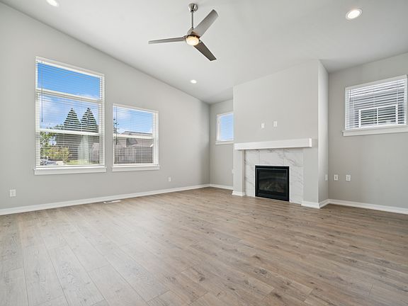 4th image of 4449 SE 65th Ave