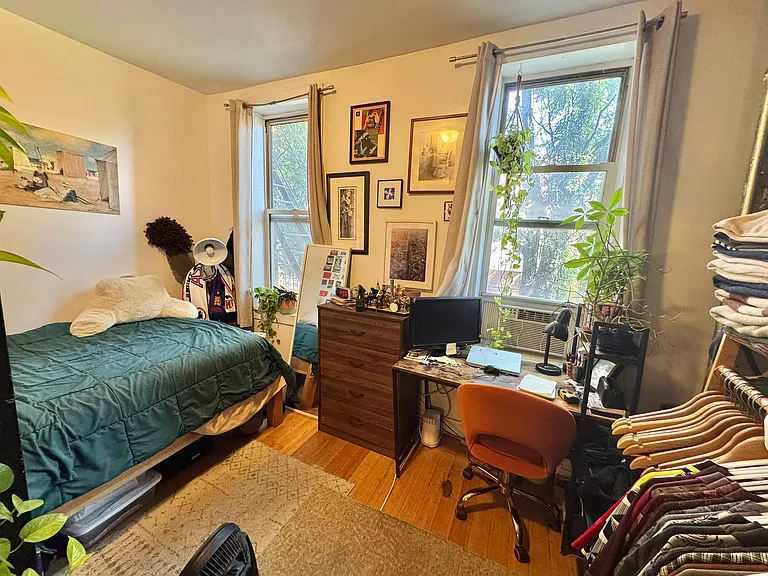 189 Bedford Ave #2 — Photo 1