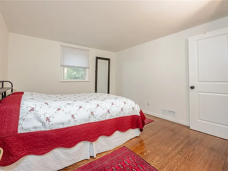 132 Kirk Rd — Photo 17