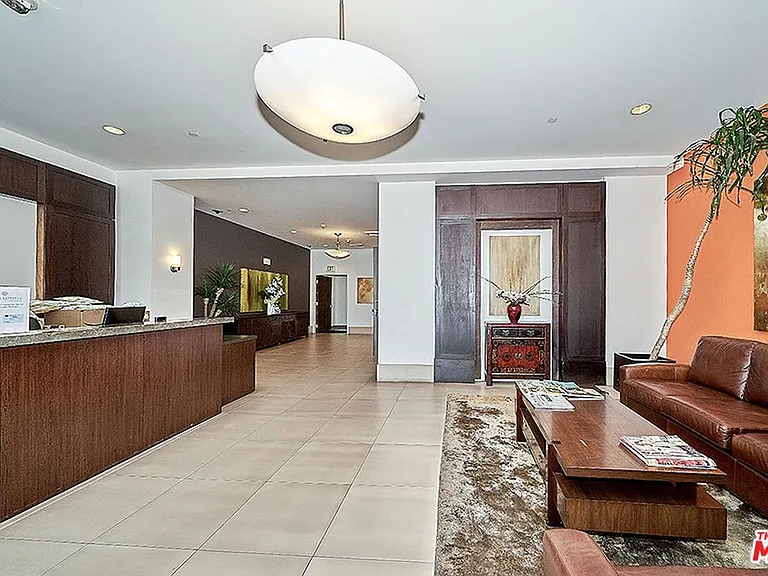 3223 W 6th St #405 — Photo 32