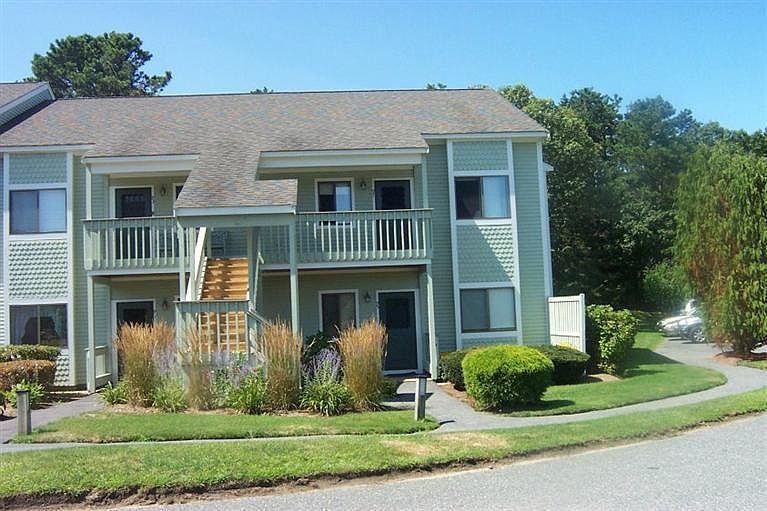 1st image of 97 Chilton Lane #97