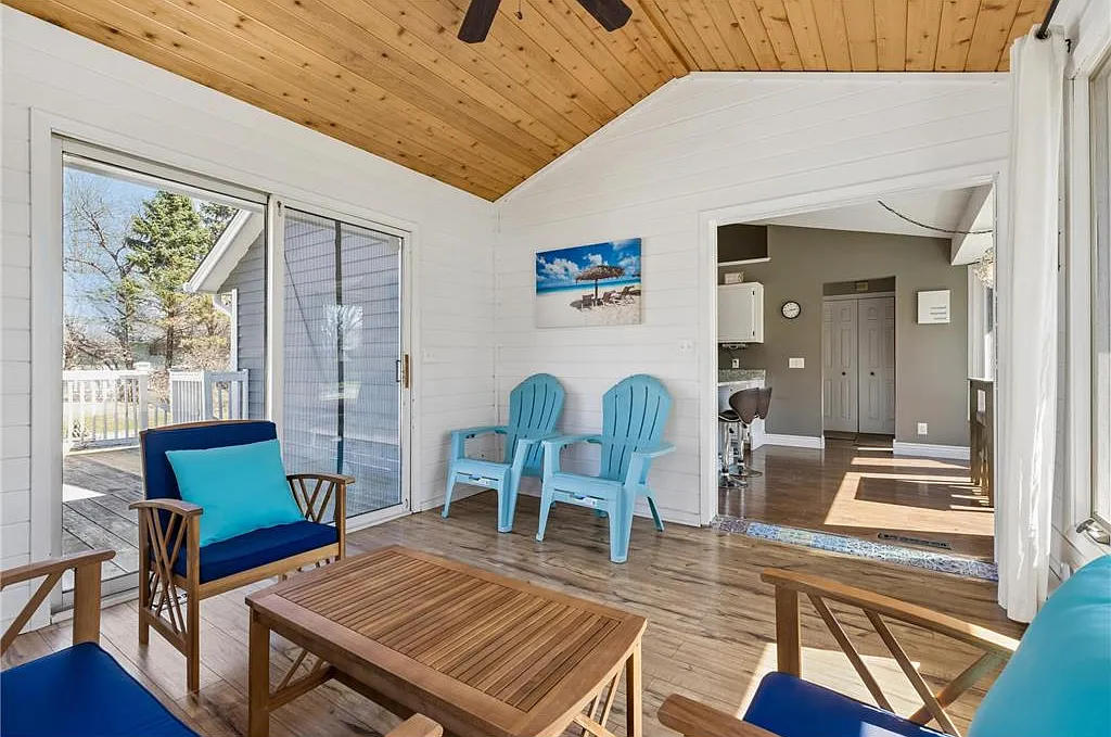 5 bed, 2644 sqft, $3,500 — Photo 4