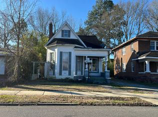 942 Chestnut St, Gadsden, AL 35901