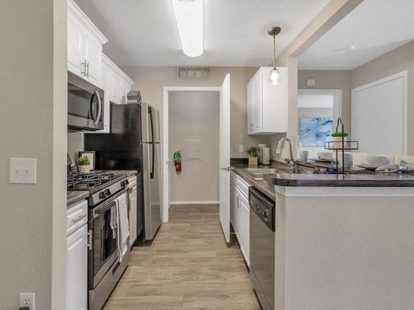 3113 Forest Rd #3009-106