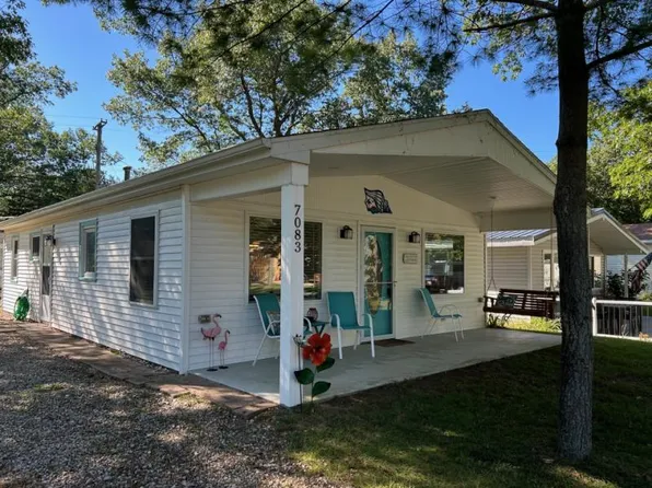 7083 A Dr, Port Austin, MI 48467