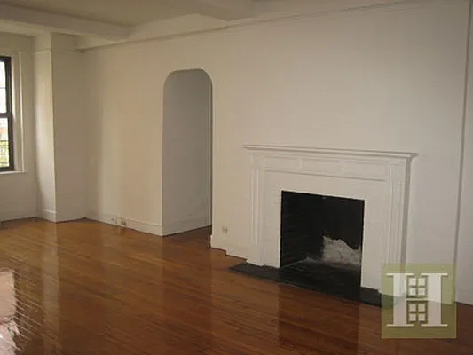 Rented by Halstead Real Estate | media 21