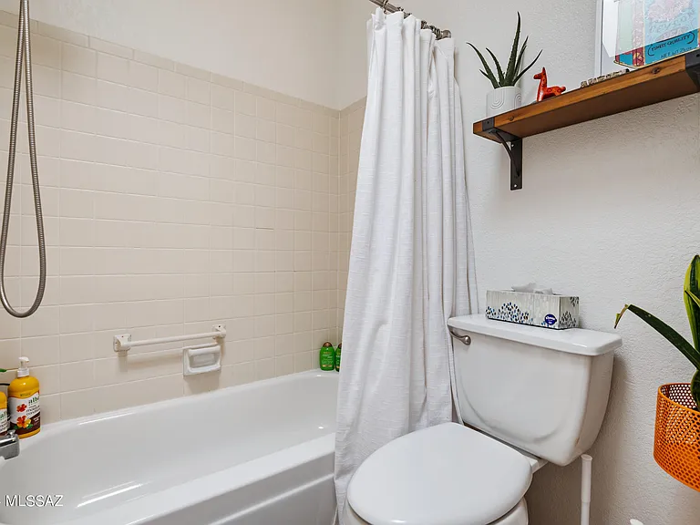 1341 E Ellis Dr — Photo 20