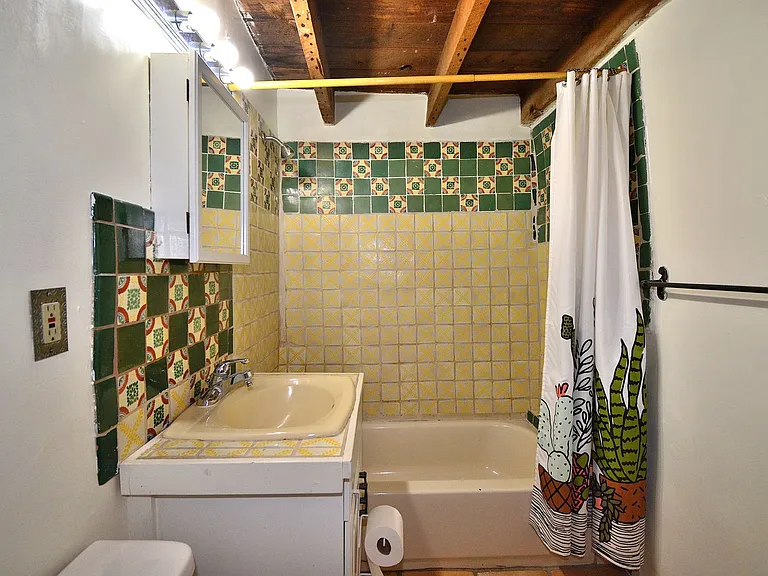 142 Duran St #2 — Photo 21