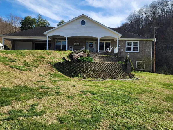 530 Middle Frk, Hagerhill, KY 41222