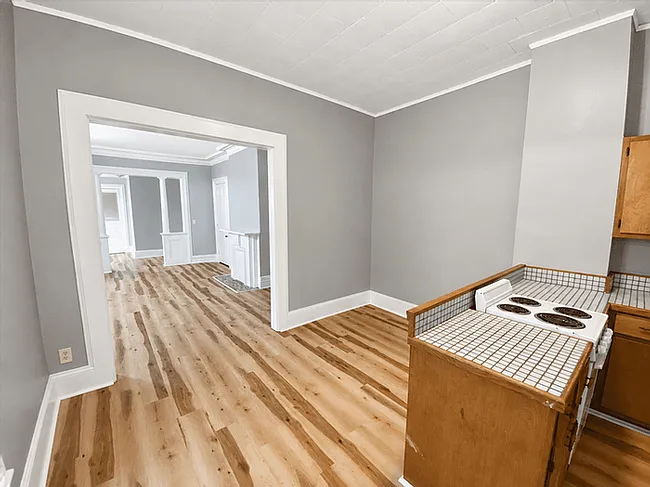 300 Steward Ave #2 — Photo 10