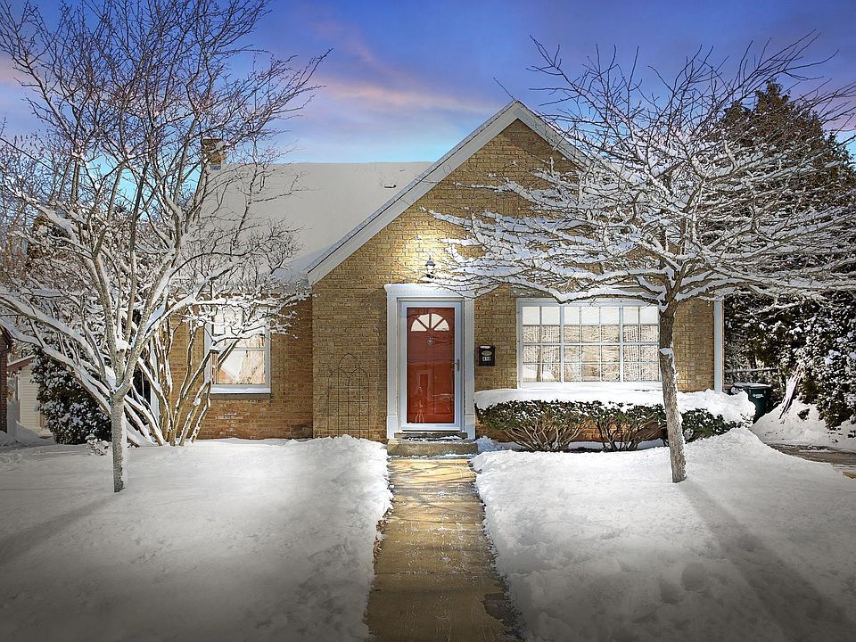 1st image of 418 Hillcrest Ct