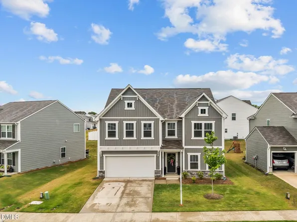185 Horseshoe Pl, Angier, NC 27501